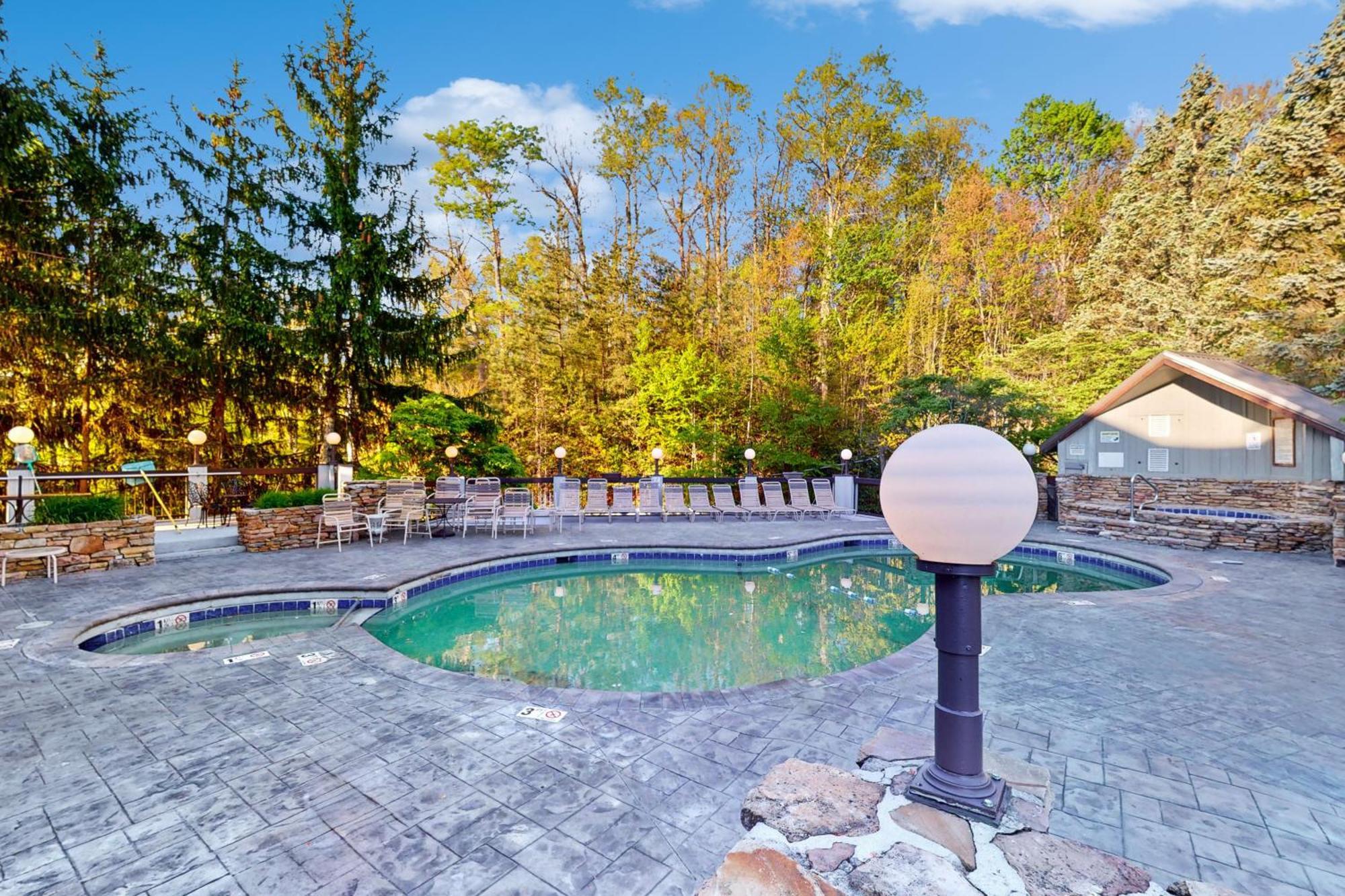 Sweet Mountain Delight #313 Apartment Gatlinburg Luaran gambar